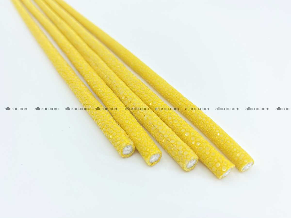 Polished stingray leather cord 8mm x 50cm 2419 Foto 1