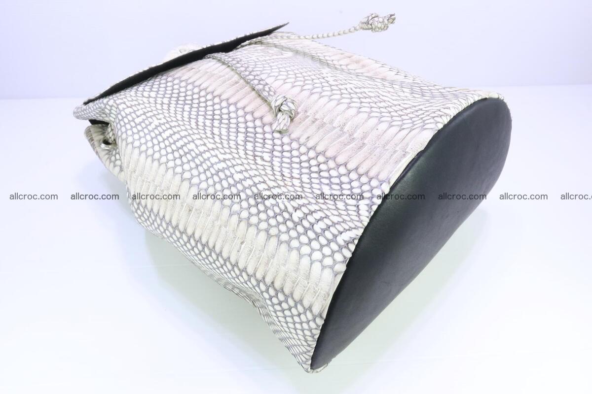 Cobra skin backpack with head of cobra 187 Foto 8