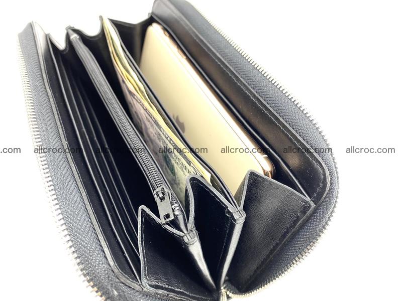 Crocodile skin zip wallet with crocodile paw 540