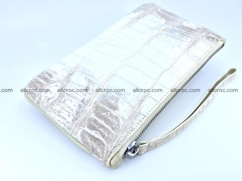 Crocodile leather purse with zip 670