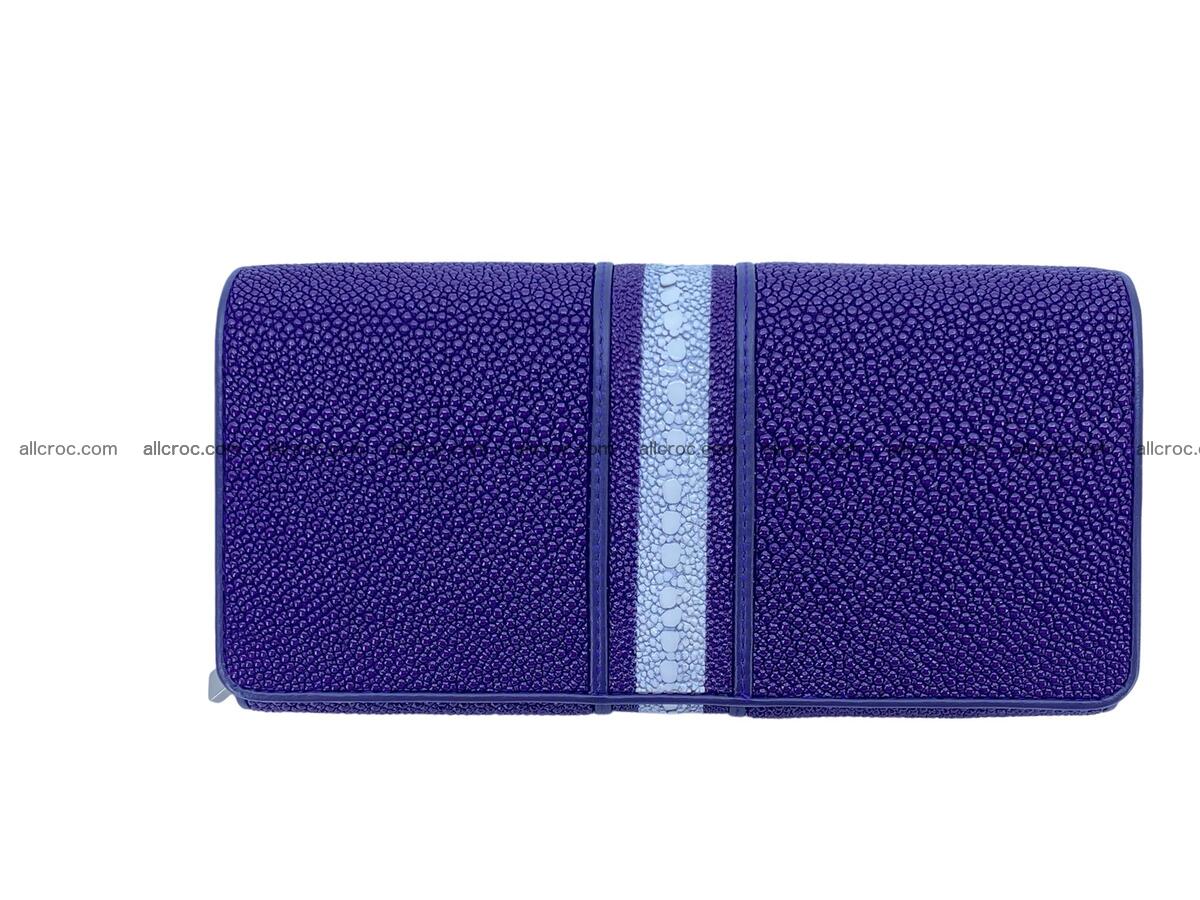 Stingray leather long wallet purple color 2250 Foto 1